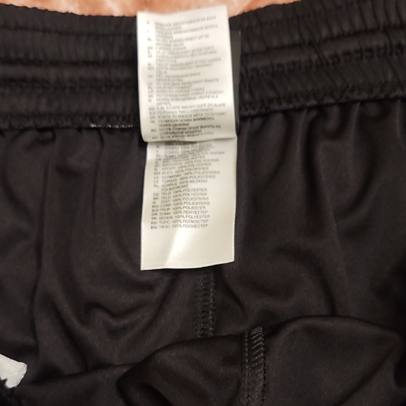 Adidas Men's XL Long Lenth Athletic Shorts in Black and White - Picture 4 of 8